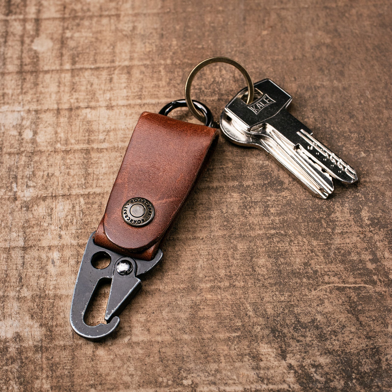 Durable Leather Key Holder - Metal Carabiner – Roarcraft
