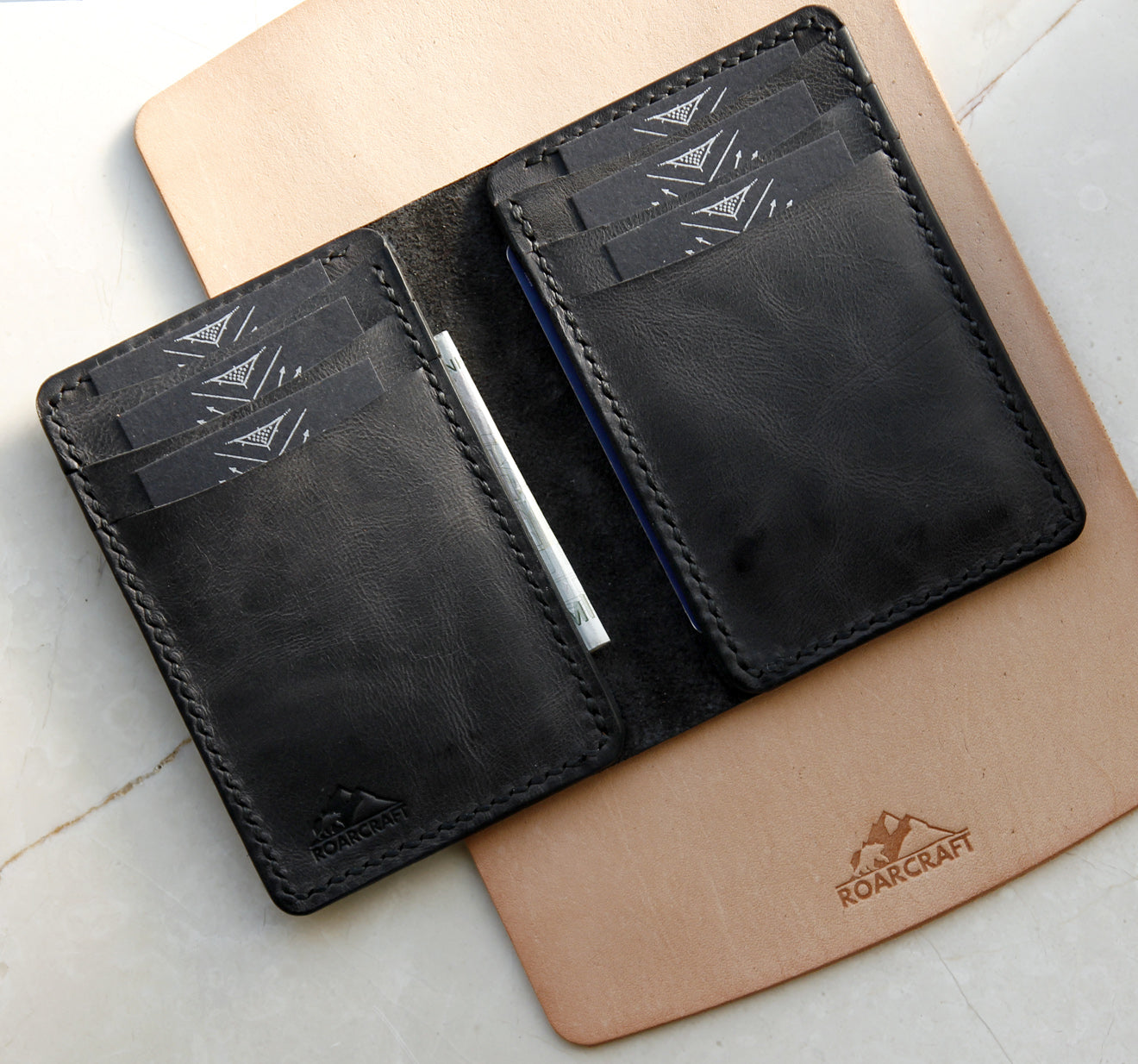 Vertical Bifold Leather Wallet - Laodikya by Roarcraft