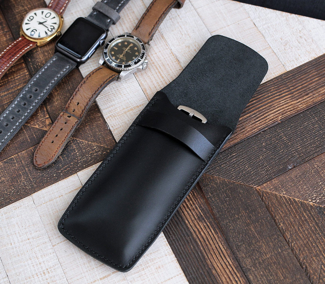 Handgefertigtes Uhrenetui aus Leder mit Klappe