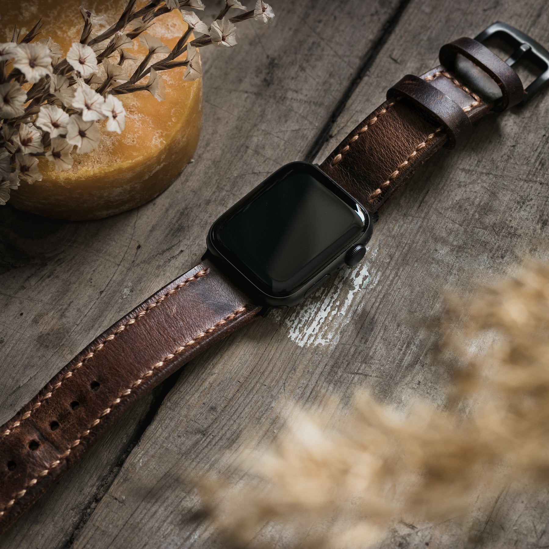 Roarcraft Co. Custom Made Apple Watch Strap - Caramel Saffiano